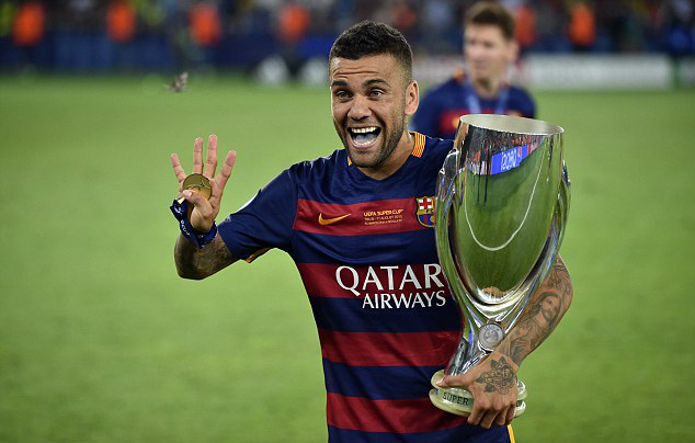 Hậu vệ phải hay nhất thế giới - Dani Alves