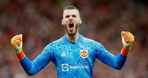 Áo thủ môn MU và những câu chuyện xoay quanh