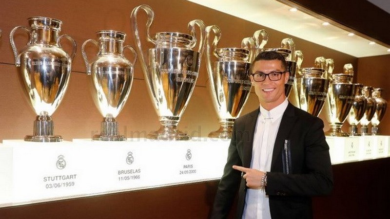 Ronaldo có bao nhiêu danh hiệu trong sự nghiệp của mình