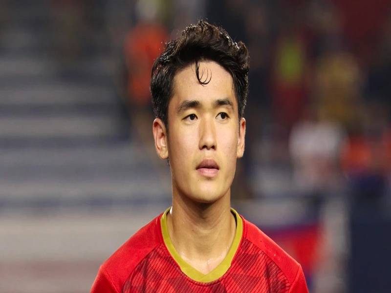 Cầu thủ Huỳnh Tấn Sinh - Sao mai đầy hứa hẹn của Việt Nam 1 Cầu thủ Huỳnh Tấn Sinh - Sao mai đầy hứa hẹn của Việt Nam