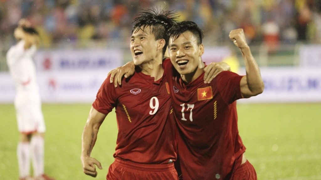 Top 7 cầu thủ đội tuyển Việt Nam thành công: Những người hùng sao vàng 1 Top 7 cầu thủ đội tuyển Việt Nam thành công: Những người hùng sao vàng