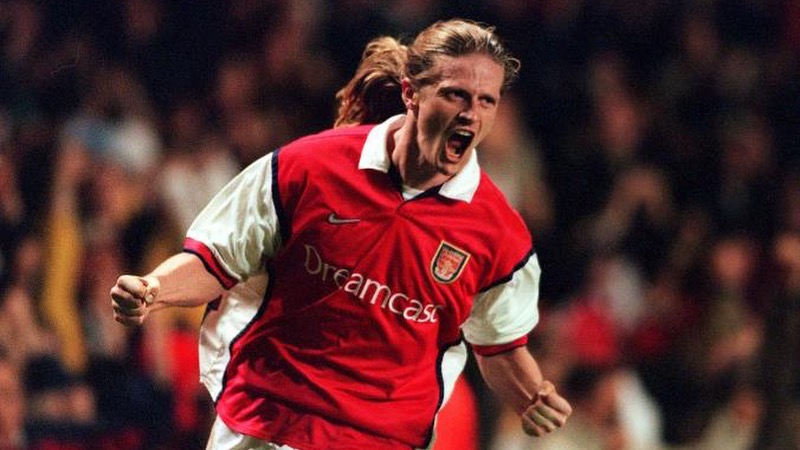 Cầu thủ Emmanuel Petit - Gã đấu sĩ tài hoa của bóng đá Pháp 1 Cầu thủ Emmanuel Petit - Gã đấu sĩ tài hoa của bóng đá Pháp