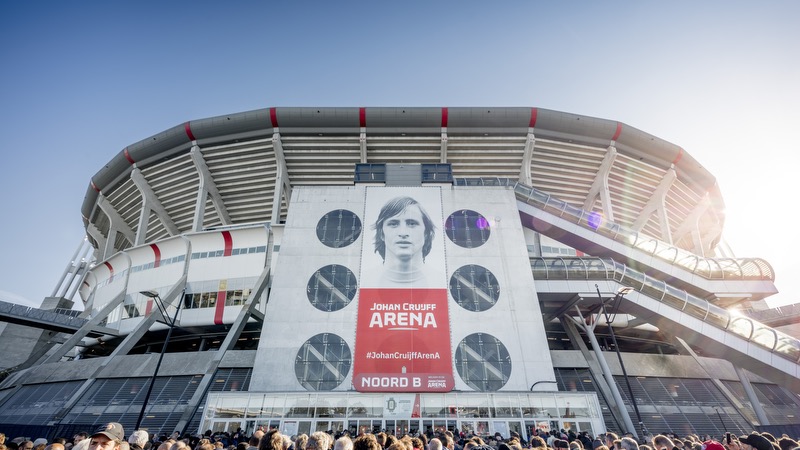 Sân vận động Johan Cruyff Arena - Sân bóng mang tên vị thánh bóng đá