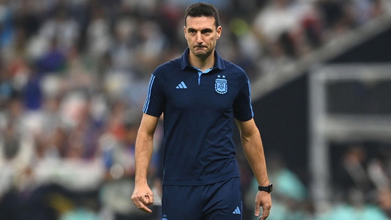 Huấn luyện viên Lionel Scaloni - Thành tích vĩ đại và những nghi ngờ 1 Huấn luyện viên Lionel Scaloni - Thành tích vĩ đại và những nghi ngờ