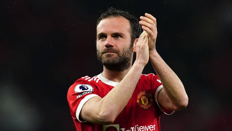 Cầu thủ Juan Mata - Thời đỉnh cao ngắn ngủi chẳng tày gang
