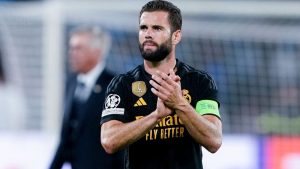 Cầu thủ Nacho - Đánh đổi cả sự nghiệp cho giây phút vĩ đại