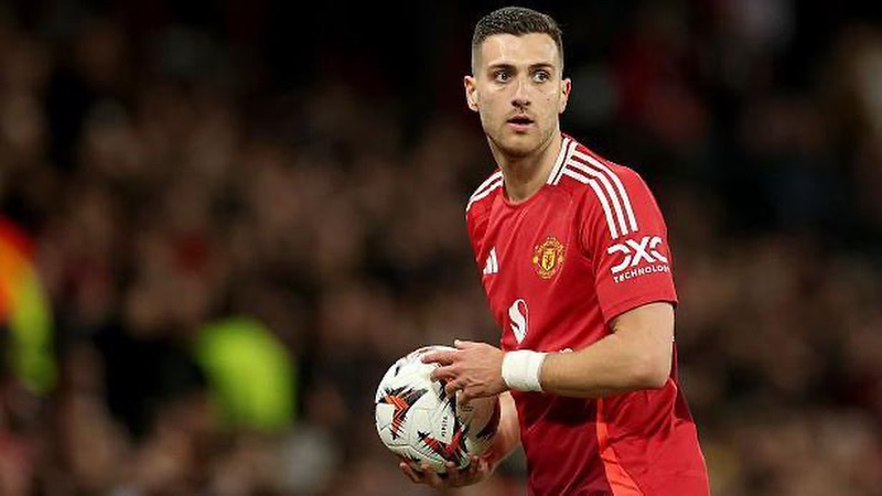 Cầu thủ Diogo Dalot - Trụ cột mà chẳng bao giờ trưởng thành 