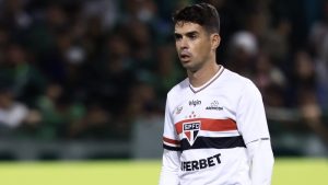 Cầu thủ Oscar - Ví dụ cho sự tranh cãi của lựa chọn trong bóng đá