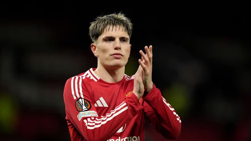 Cầu thủ Alejandro Garnacho - Tỏa sáng và khó khăn lớn đến cùng lúc