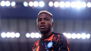 Cầu thủ Victor Osimhen - Thái độ tự ngăn cản tài năng hiếm có